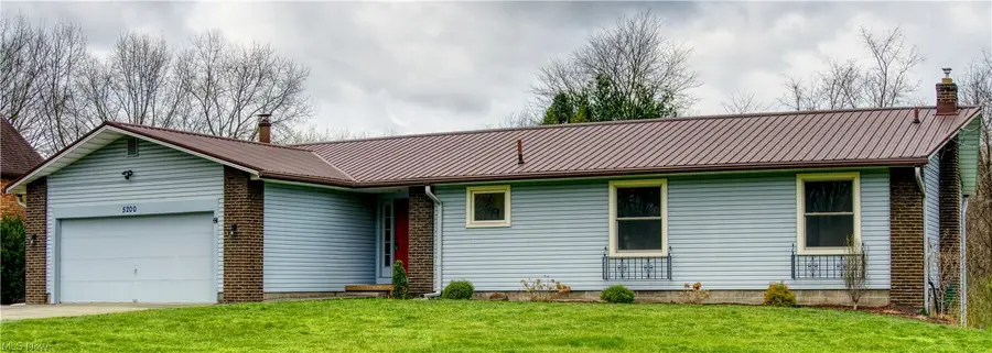 5200 Donner Drive, New Franklin, OH 44216 - #2