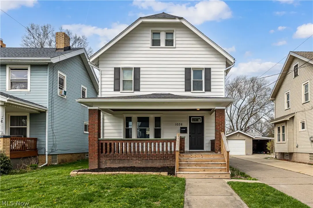1038 W 11th Street, Lorain, OH 44052 - #1