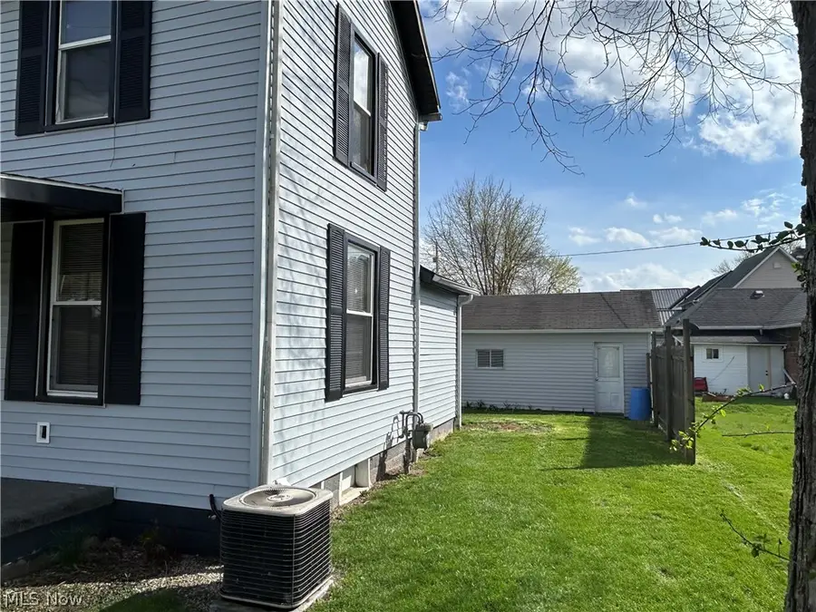 839 Orange Street, Coshocton, OH 43812 - #3