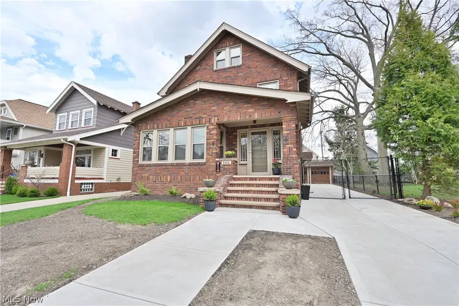 2163 Waterbury Road, Lakewood, OH 44107 - #2