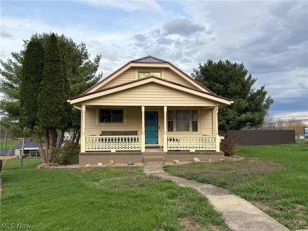 222 High Street, Senecaville, OH 43780