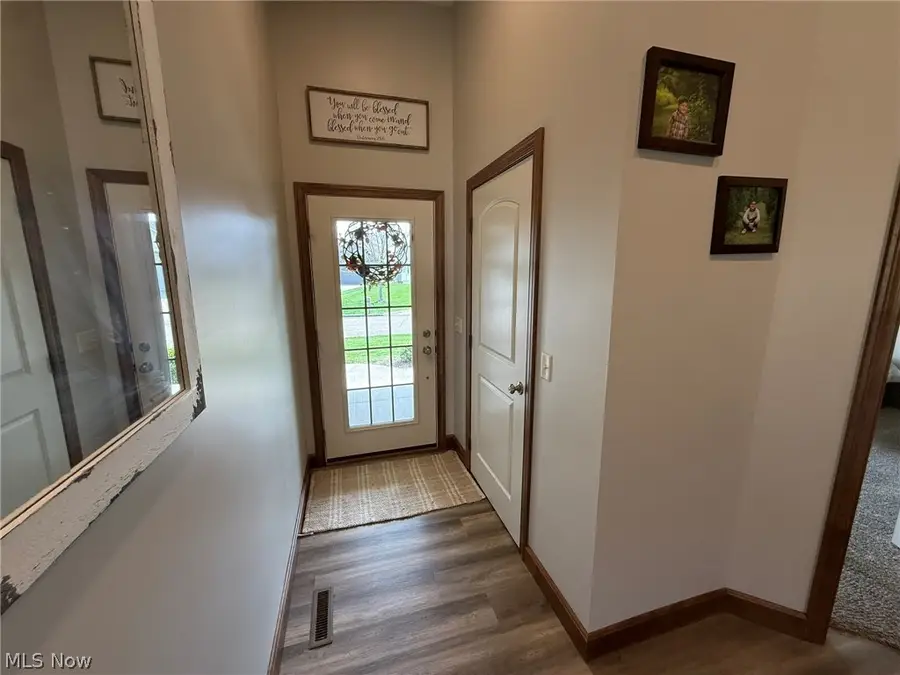 1163 Pine Bluff Ne Drive, New Philadelphia, OH 44663 - #2