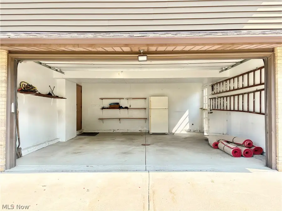 4092 Sarasota Drive, Parma, OH 44134 - #3