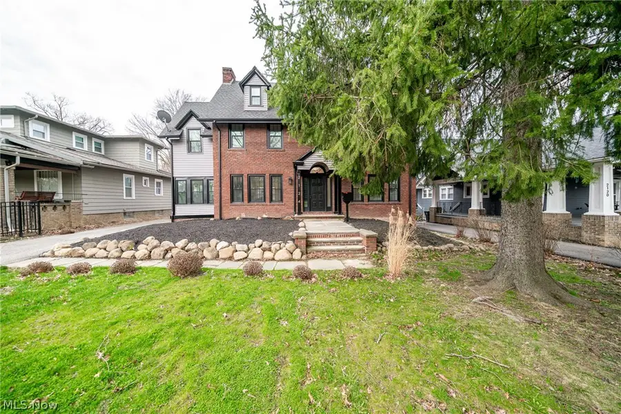 2124 Lamberton Road, Cleveland Heights, OH 44118 - #2