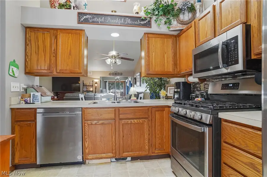 17 Harneds Landing, Cortland, OH 44410 - #3