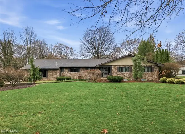 1364 Saint Albans Drive, Youngstown, OH 44511