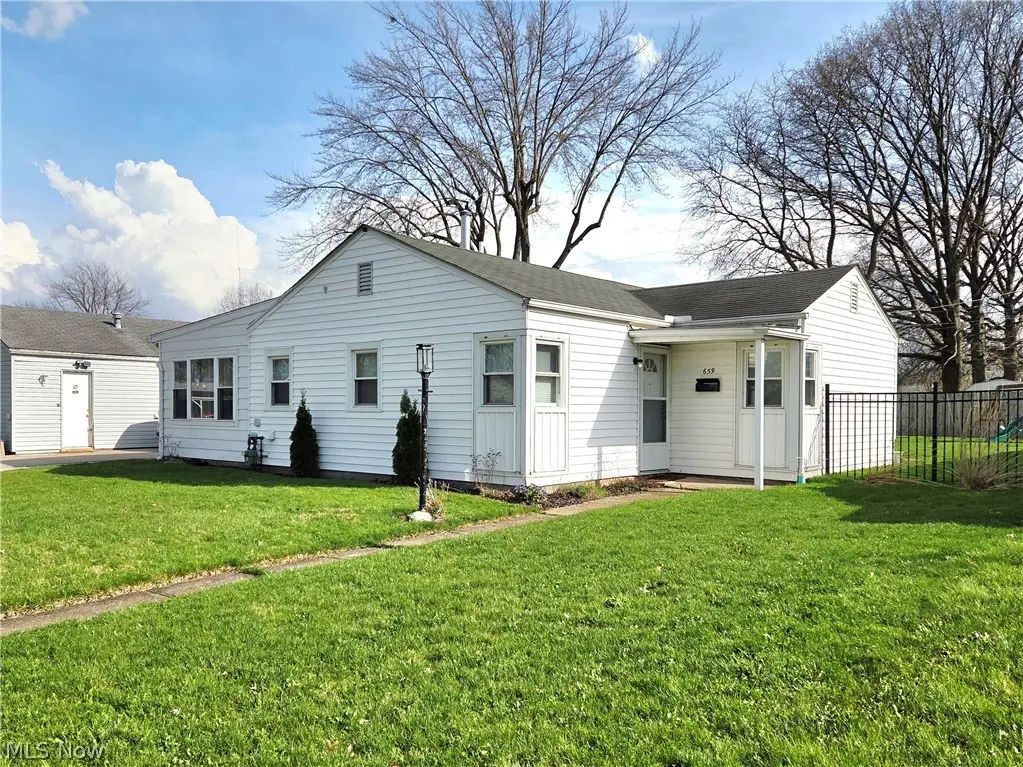 659 Weller Road, Elyria, OH 44035 - #1
