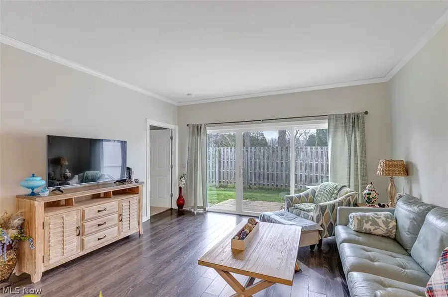 6960 Cottage Circle, North Ridgeville, OH 44039 - #3