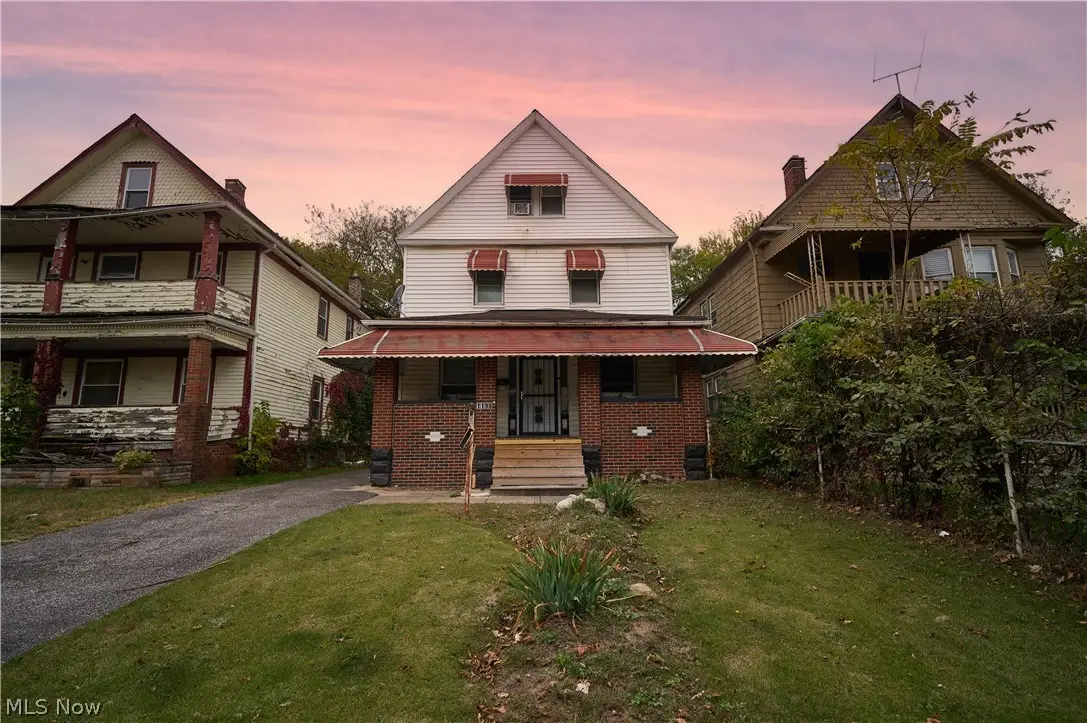 1198 Rozelle Avenue, East Cleveland, OH 44112 - #1
