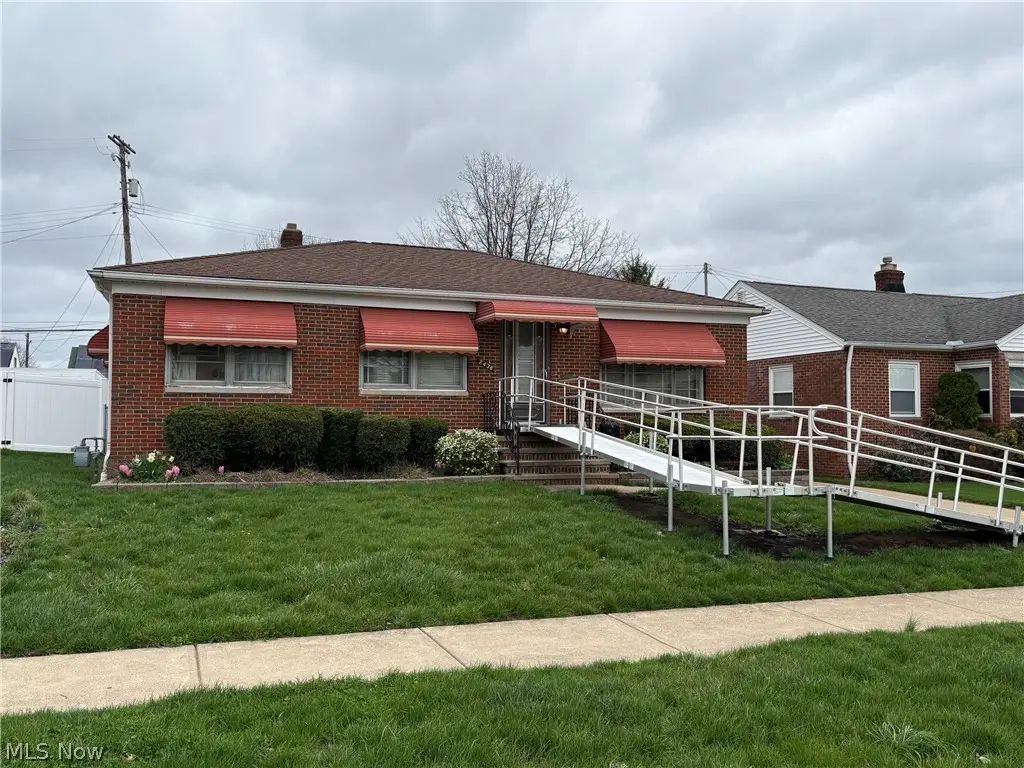 2436 Tuxedo Avenue, Parma, OH 44134 - #1