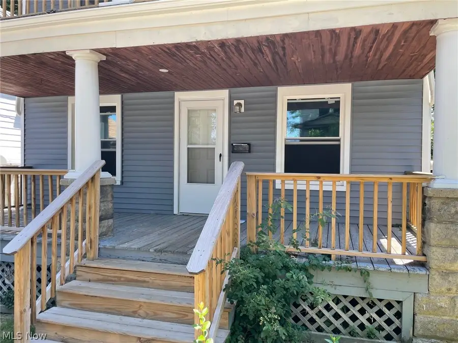 3069 W 105th Street, Cleveland, OH 44111 - #2