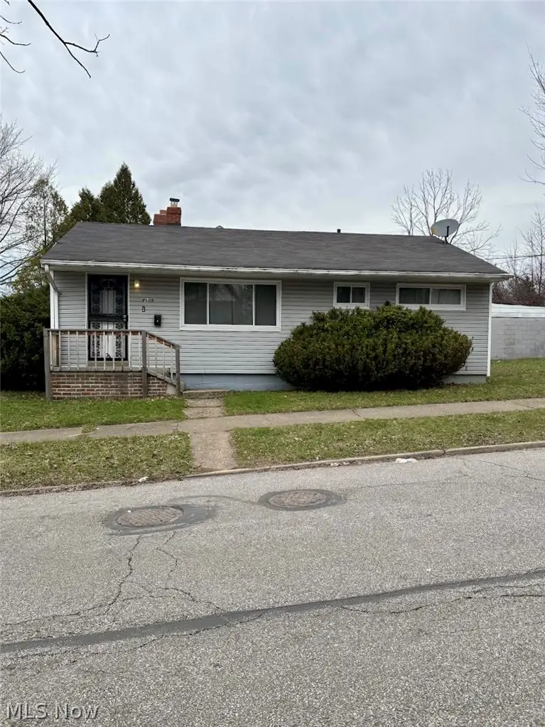 4609 Lee Road, Cleveland, OH 44128 - #1