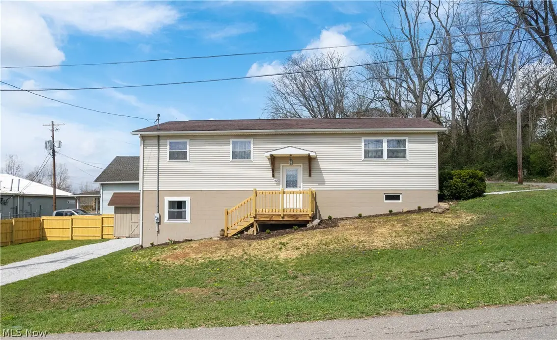 142 Smith Street, Millersburg, OH 44654 - #1