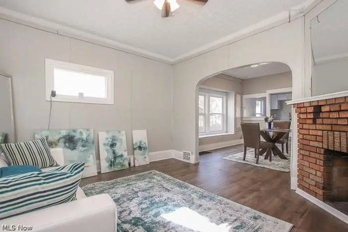 3896 W 21st Street, Cleveland, OH 44109 - #3