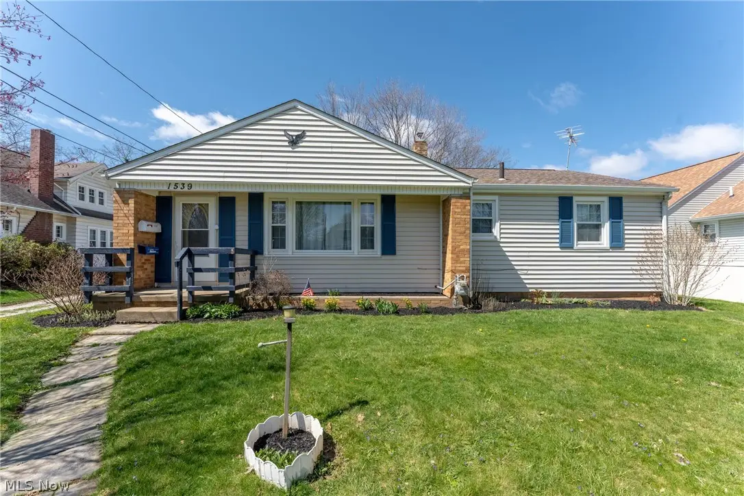 1539 Parkway Boulevard, Alliance, OH 44601 - #1