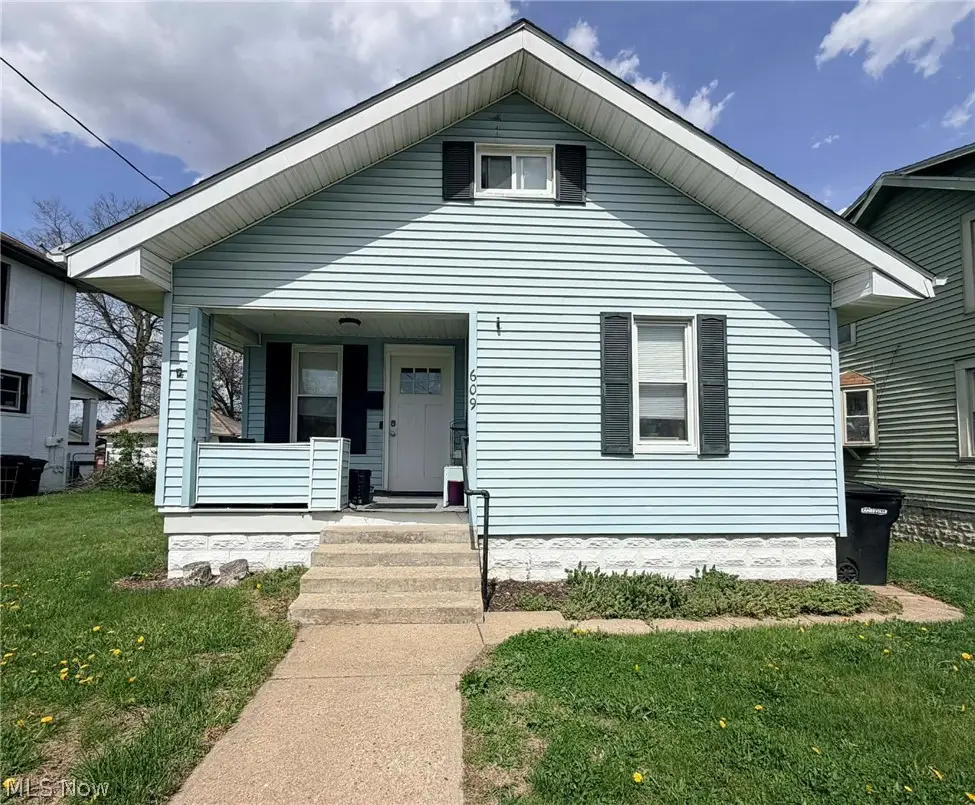 609 Seborn Avenue, Zanesville, OH 43701 - #1