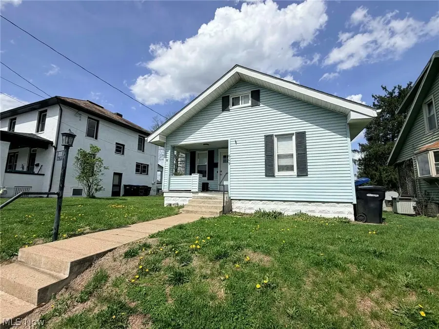 609 Seborn Avenue, Zanesville, OH 43701 - #2