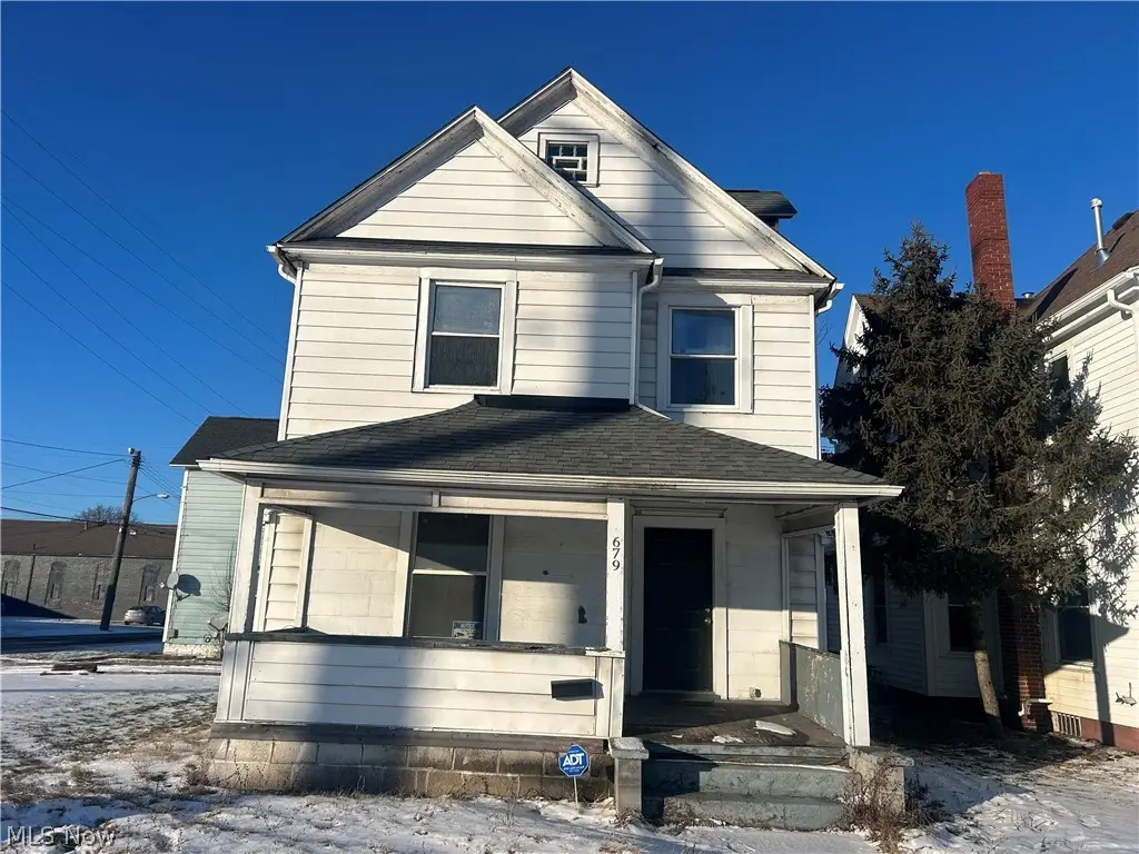 679 Wooster W Road, Barberton, OH 44203 - #1