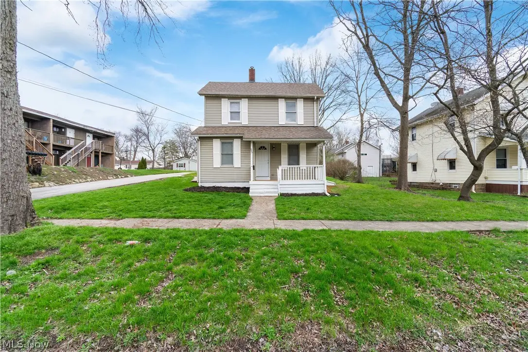 646 W Highland Avenue, Ravenna, OH 44266 - #1