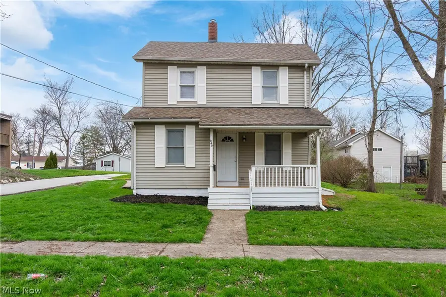 646 W Highland Avenue, Ravenna, OH 44266 - #2