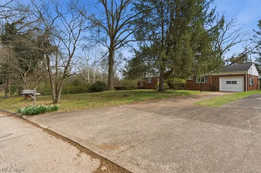 716 Briscoe Road, Parkersburg, WV 26104 - #2