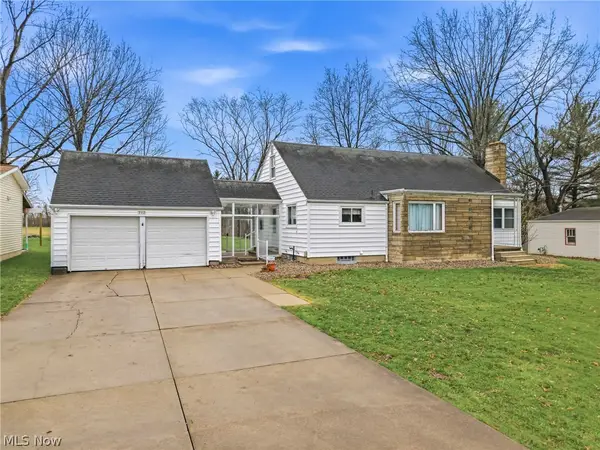 712 Champion E Avenue, Warren, OH 44483