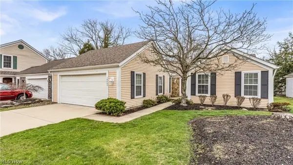 16460 Georgetown Court, Strongsville, OH 44136