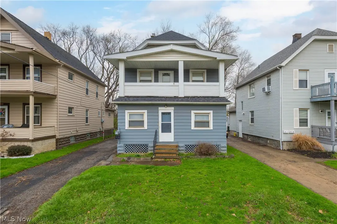 4004 E 52nd Street, Newburgh Heights, OH 44105 - #1