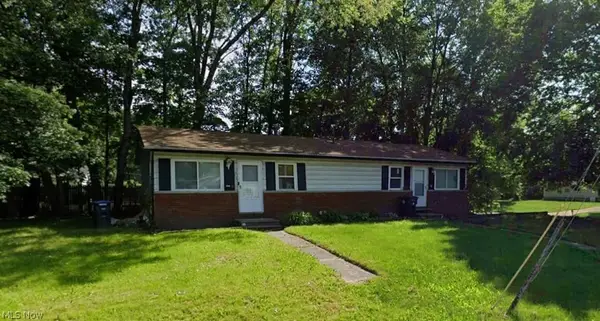 1382 Bellevue Avenue, Akron, OH 44320