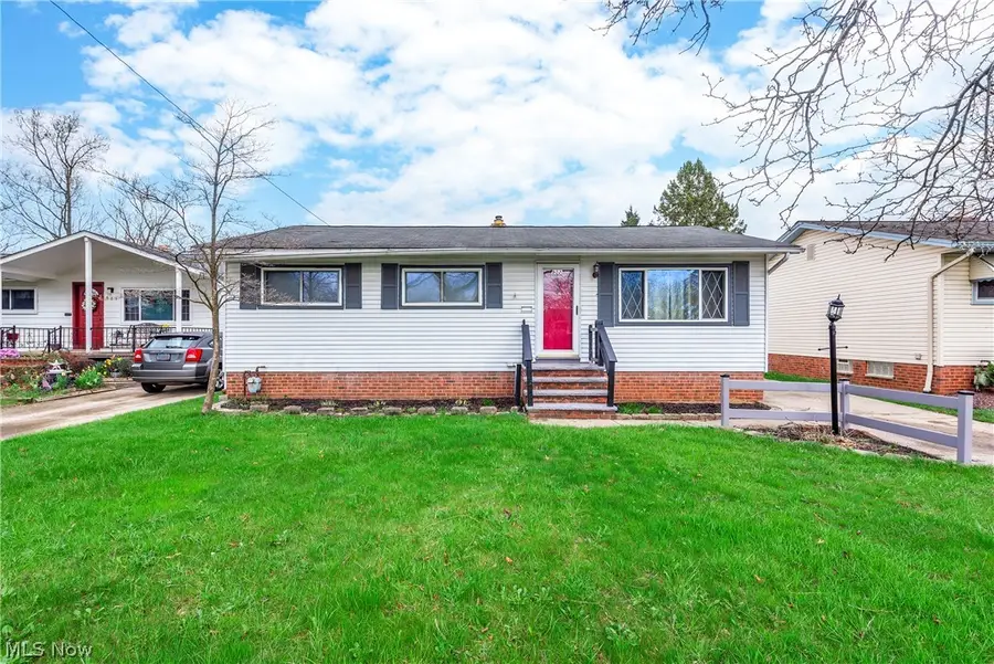 902 Colonel Drive, Cleveland, OH 44109 - #2