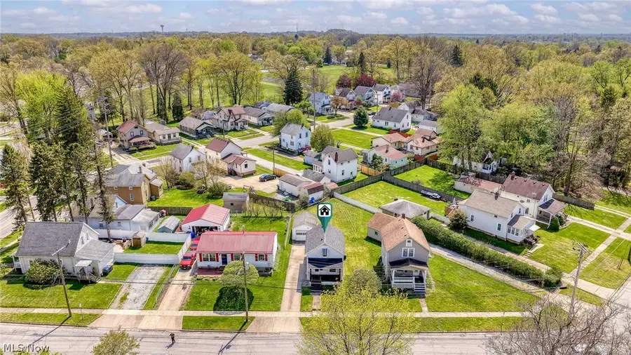 624 Broadway E Street, Cuyahoga Falls, OH 44221 - #3