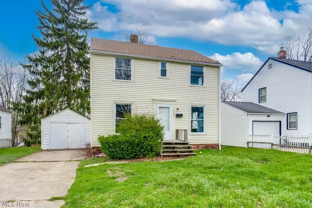1090 Greenwood Avenue, Akron, OH 44320 - #1