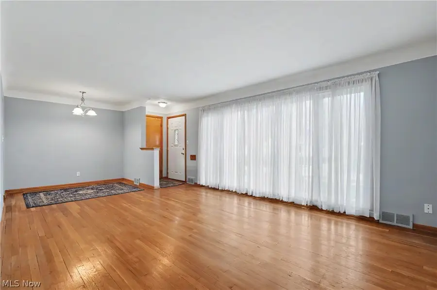 1784 Empire Road, Wickliffe, OH 44092 - #2