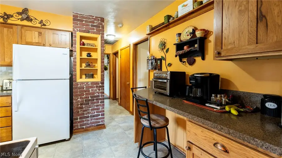 3720 Carl Nw Street, Uniontown, OH 44685 - #2