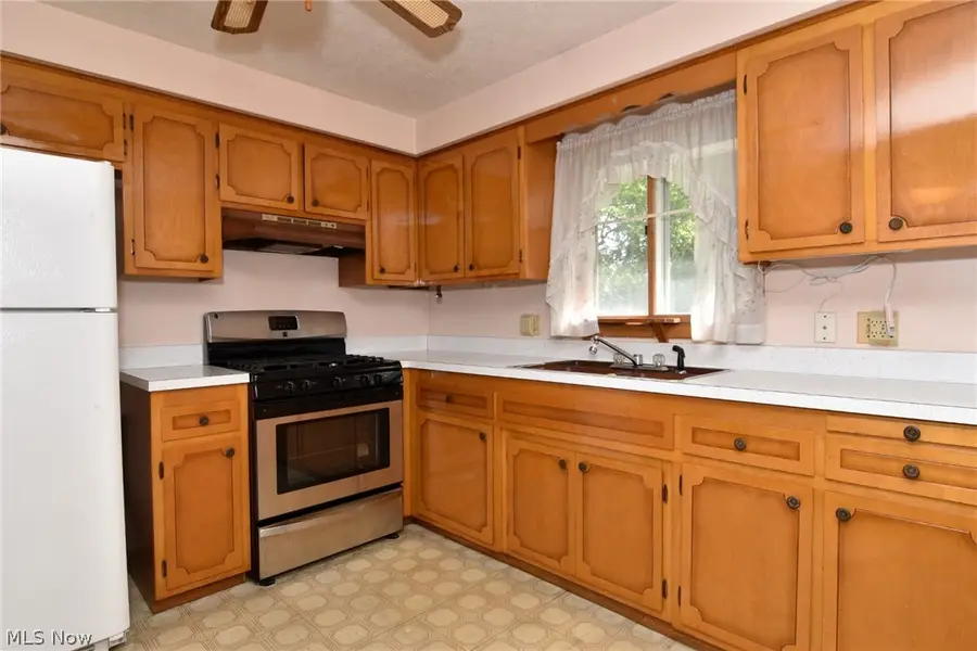 6531 Arbordale Avenue, Solon, OH 44139 - #3