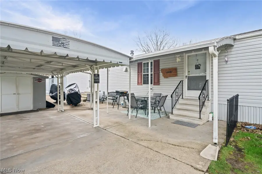 19 Brookins Drive, Olmsted Falls, OH 44138 - #3