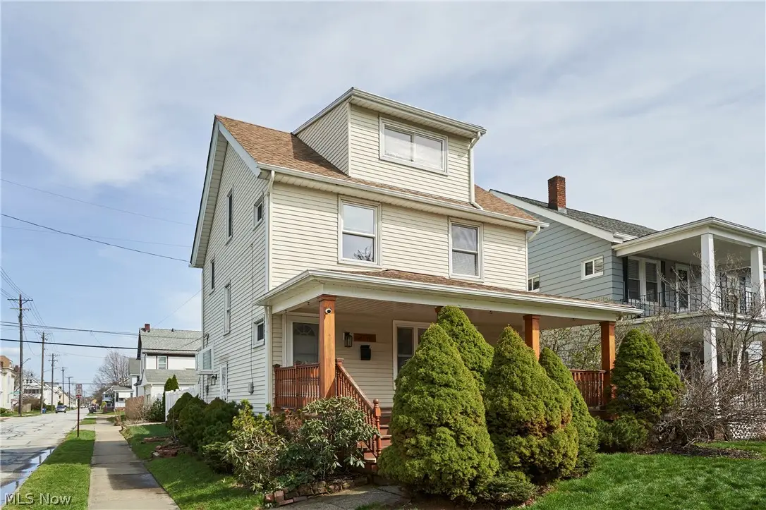 2111 Wascana Avenue, Lakewood, OH 44107 - #1