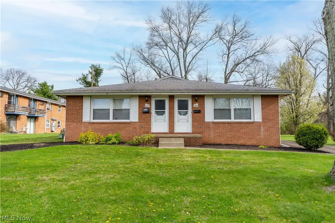 4709 4711 20th Nw Street, Canton, OH 44708 - #1