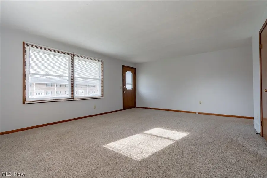 4709 4711 20th Nw Street, Canton, OH 44708 - #2