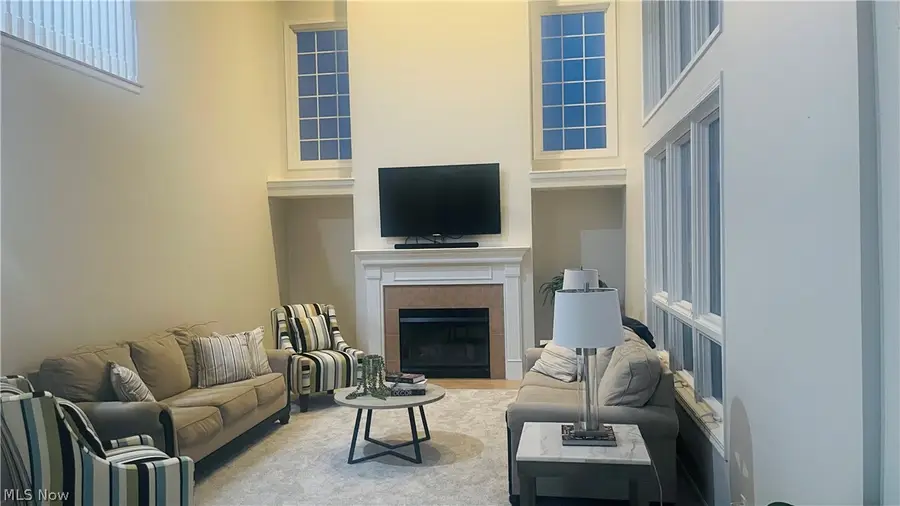 3473 Churchill Downs, Stow, OH 44224 - #2