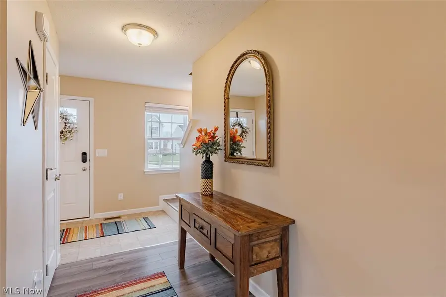 519 N Ashwood Lane, Painesville, OH 44077 - #3