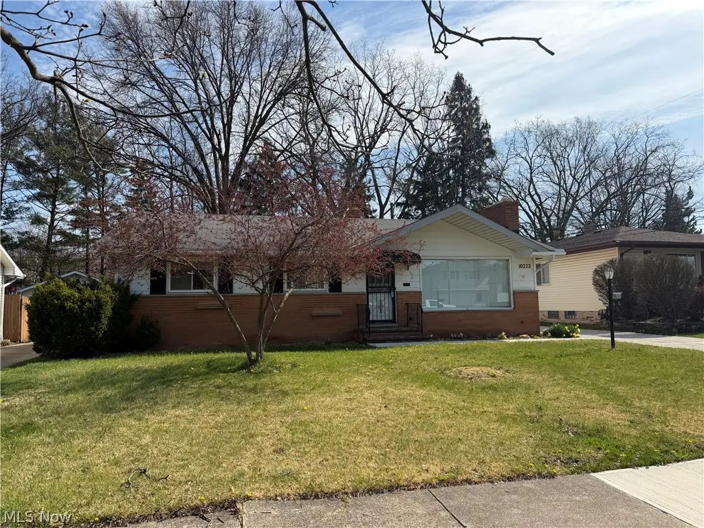 10272 North Church Drive, Parma Heights, OH 44130 - #1