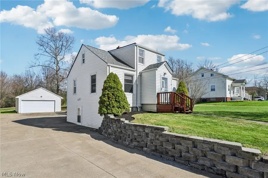 2825 Orchard Drive, Willoughby Hills, OH 44092 - #2