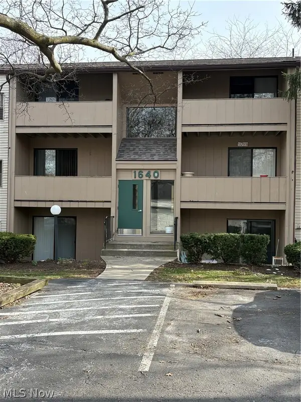 1640 Juniper Drive, Westlake, OH 44145