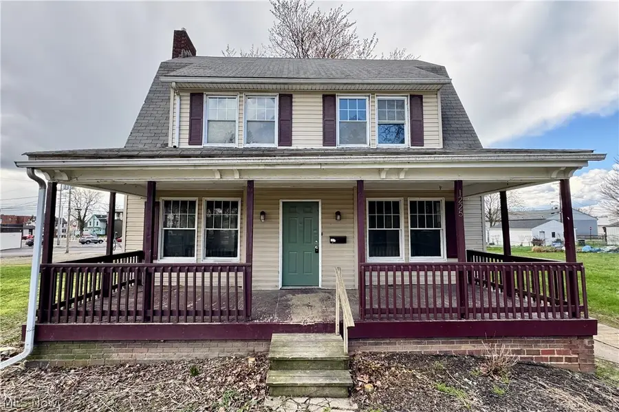 1225 Woodland Nw Avenue, Canton, OH 44703 - #2