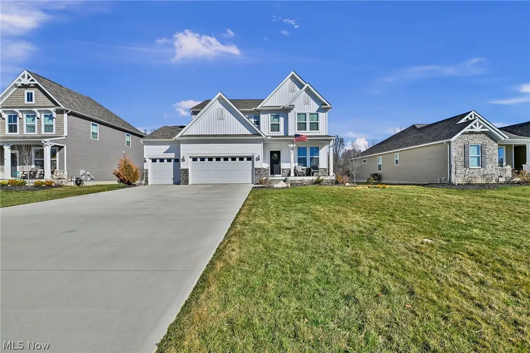 180 Country Meadow Lane, Wadsworth, OH 44281 - #1