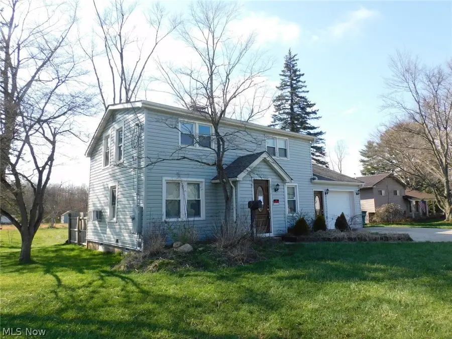 303 S Market Street, Jefferson, OH 44047 - #3