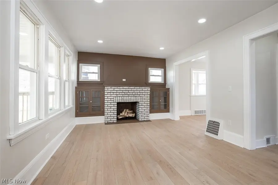 92 E Ido Avenue, Akron, OH 44301 - #2