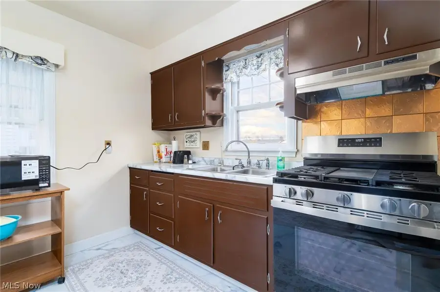 2639 Alvarado Boulevard, Steubenville, OH 43952 - #3