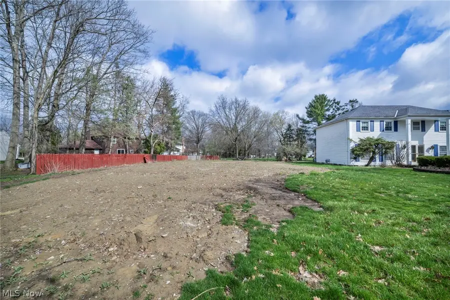 20792 Sandalwood Lane, Strongsville, OH 44149 - #3